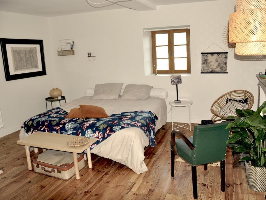 Villa Colombier Понтжибо Номер фото